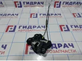 Замок двери передней левой Toyota Tundra (XK50) 69040-06180