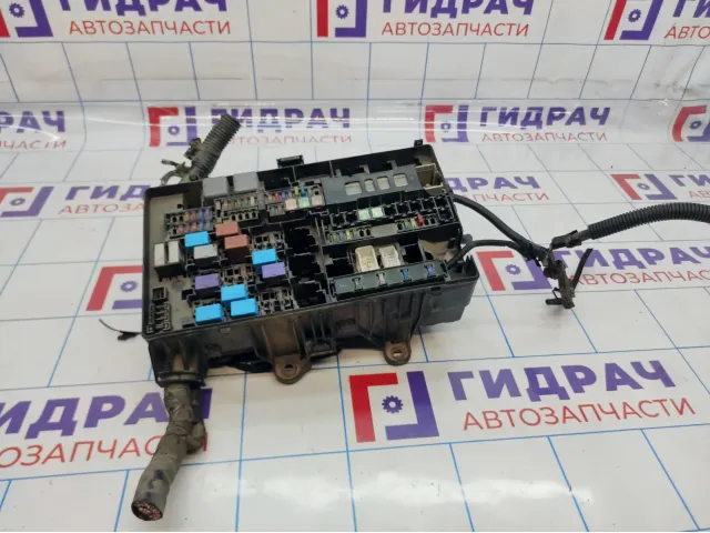 Блок предохранителей Toyota Tundra (XK50) 82741-0C060