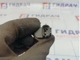 Клапан электромагнитный изменения фаз ГРМ правый Toyota Tundra (XK50) 15330-38010