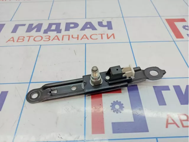 Механизм регулировки ремня безопасности Toyota Tundra (XK50) 73200-06040