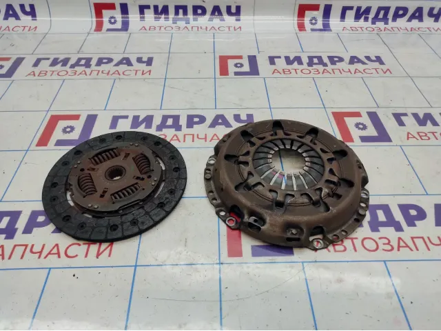 Корзина сцепления с диском Toyota Yaris (XP90) 31210-0D070