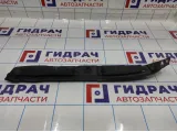 Пыльник крыла переднего правый Volkswagen  Polo Sedan (Mk5) 6RU821112.