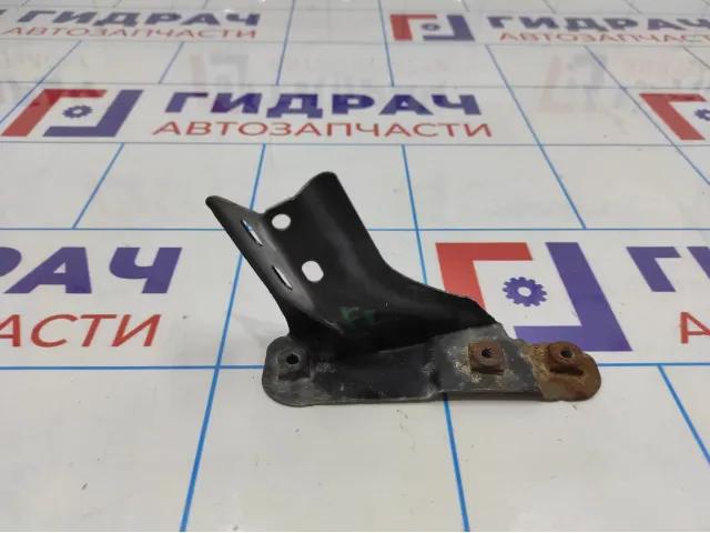 Кронштейн крепления крыла левый Volkswagen  Polo Sedan (Mk5) 6R0821141B.