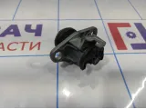 Вставка замка багажника Volkswagen  Polo Sedan (Mk5) 107827573T.