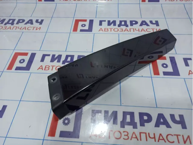Накладка стойки наружная правая Volkswagen Polo Sedan (Mk5) 6RU853290