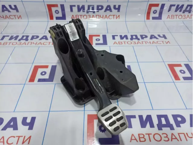 Педаль тормоза Volkswagen Polo Sedan (Mk5) 6RU721115