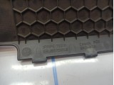 Крышка блока предохранителей Volkswagen Polo Sedan (Mk5) 6RU857506B.