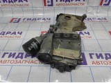 Крышка двигателя передняя Volkswagen Polo Sedan (Mk5) 03C109211BT. CFNA 1.6 105 л.с.