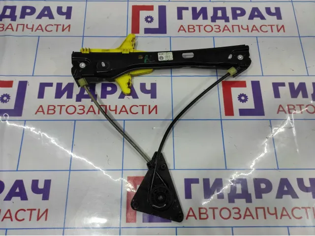 Стеклоподъемник задний левый Volkswagen Polo Sedan (Mk5) 6RU839461E. Электрический.