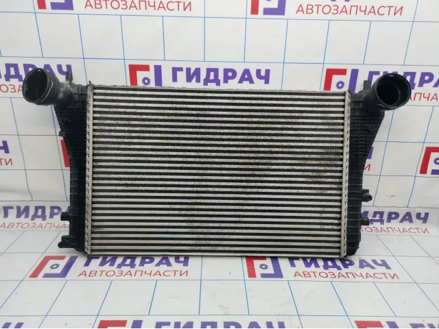 Интеркулер Volksvagen Tiguan (NF) 3C0145805R