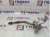 Петля двери багажника левая Volkswagen Touareg (GP) 7L6827301E