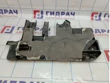 Накладка под торпедо левая Volkswagen Touareg (GP) 7L6815173