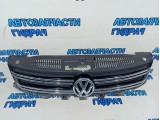 Решетка радиатора Volkswagen Tiguan 5N0853653E. Дефект