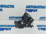 Кронштейн блока предохранителей Volkswagen Tiguan 5N1959503B.