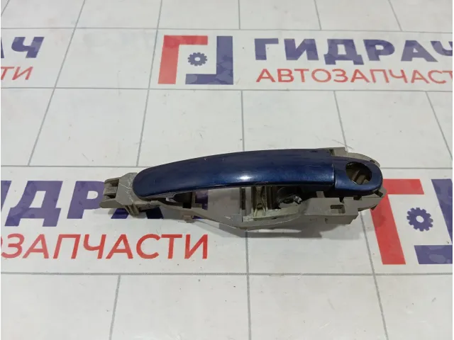 Ручка двери передней наружная правая Volkswagen Golf (Mk4)