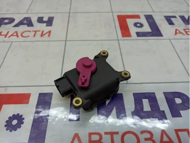 Моторчик заслонки отопителя Volkswagen Golf (Mk4) 1J1907511C