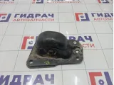 Кронштейн рычага продольного левый Volkswagen Golf 1K0505129J