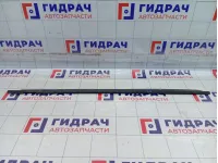 Молдинг стекла двери передней правой Volkswagen Golf 5M0837478B