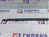 Молдинг стекла двери передней правой Volkswagen Golf 5M0837478B