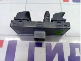 Блок управления стеклоподъемниками Volkswagen Golf 1K4959857B