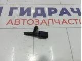Датчик ABS передний правый Volkswagen Golf 7H0927804