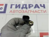 Датчик ABS передний правый Volkswagen Golf 7H0927804