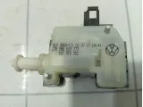 Активатор замка крышки бензобака Volkswagen Golf 5M0810773