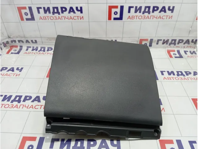 Бардачок Volkswagen Golf 5M1857114D