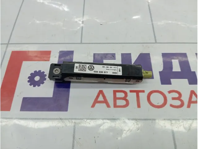 Антенна Volkswagen Golf 5G6035577