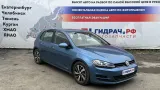 Домкрат Volkswagen Golf 5Q0011031B