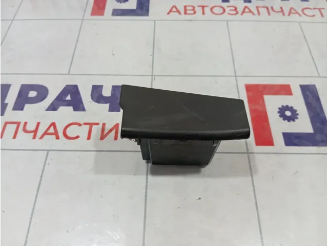 Пепельница задняя Volkswagen Golf Plus (Mk5) 5M085730971N