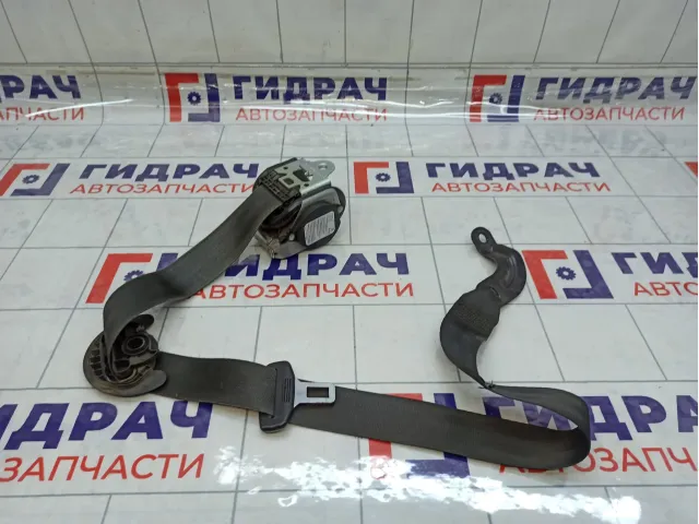 Ремень безопасности с пиропатроном передний левый Volkswagen Golf Plus (Mk5) 5M1857705D