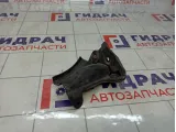 Накладка петли капота правая Volkswagen Golf Plus (Mk5) 5M0823602B