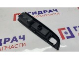 Блок управления стеклоподъемниками Volkswagen Jetta 1K4959857B.
