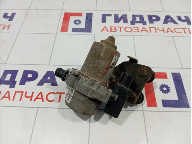 Насос вакуумный Volkswagen Jetta 1J0612181B