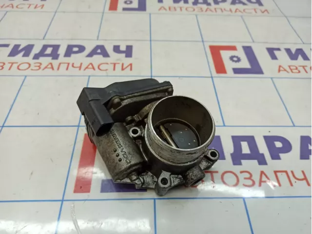 Заслонка дроссельная электрическая Volkswagen Passat (B6) 06F133062AG