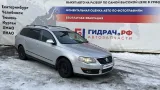 Ящик для инструментов Volkswagen Passat 3C5012115D