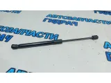 Амортизатор крышки багажника Volkswagen Passat B7 3AE827550A.