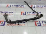 Трубка охлаждающей жидкости металлическая Volkswagen Passat B5 06B121071L
