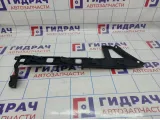 Направляющая заднего бампера левая Volkswagen Passat B6 3C5807393.