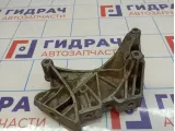 Кронштейн двигателя правый Volkswagen Passat (B6) 06J199207P