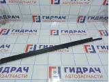 Уплотнитель стекла переднего правого Volkswagen Passat (B8) 3G0837480