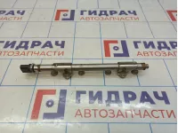 Рейка топливная (рампа) Volkswagen Passat (B8) 04E133320D