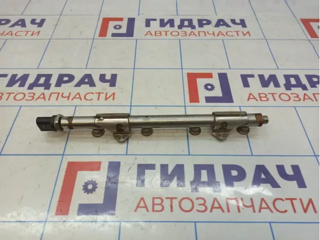 Рейка топливная (рампа) Volkswagen Passat (B8) 04E133320D