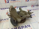 Кулак поворотный передний правый Volkswagen Passat (B8) 5Q0407254A