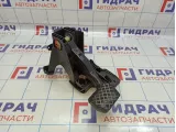 Педаль тормоза Volkswagen Passat (B8)