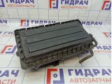 Корпус воздушного фильтра Volkswagen Polo Sedan (Mk5) 036129611CM