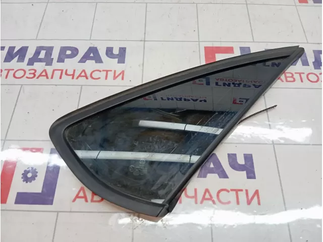 Стекло кузовное глухое правое Volkswagen Polo (MK5) 6RU845298ANVB