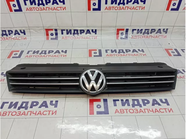 Решетка радиатора Volkswagen Polo (MK5) 6RU853651A9B9