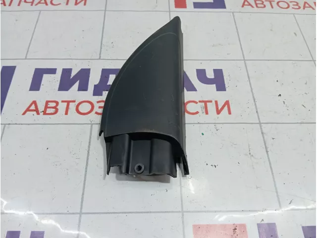 Крышка зеркала внутренняя правая Volkswagen Polo Sedan (Mk5) 6RU837974